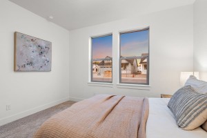 92-web-or-mls-Elm-Twilight-33